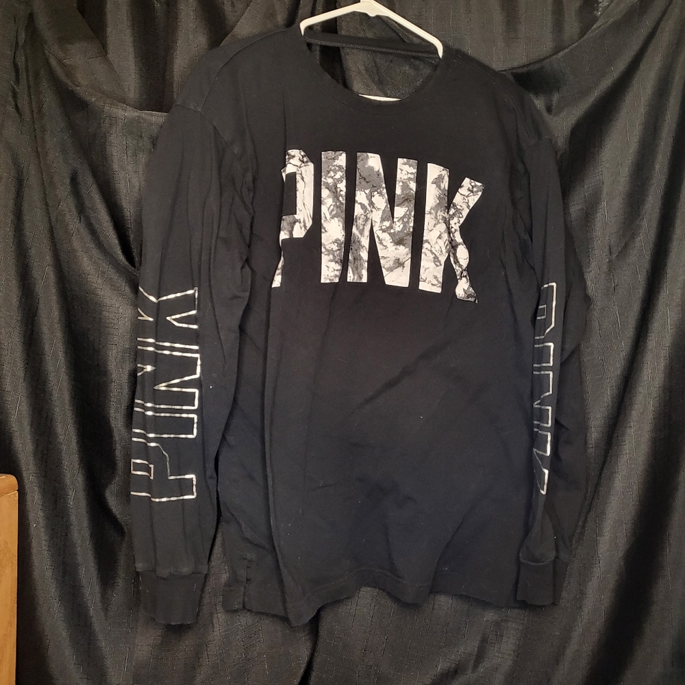 VS PINK black and marble top